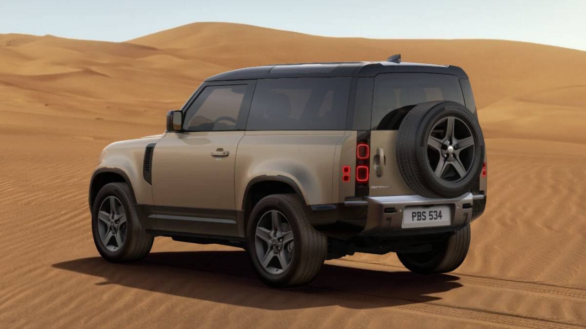 Defender 90 D250 X-Dynamic SE (back side)