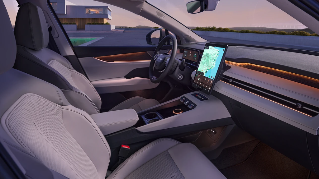 PEAQ-Interior