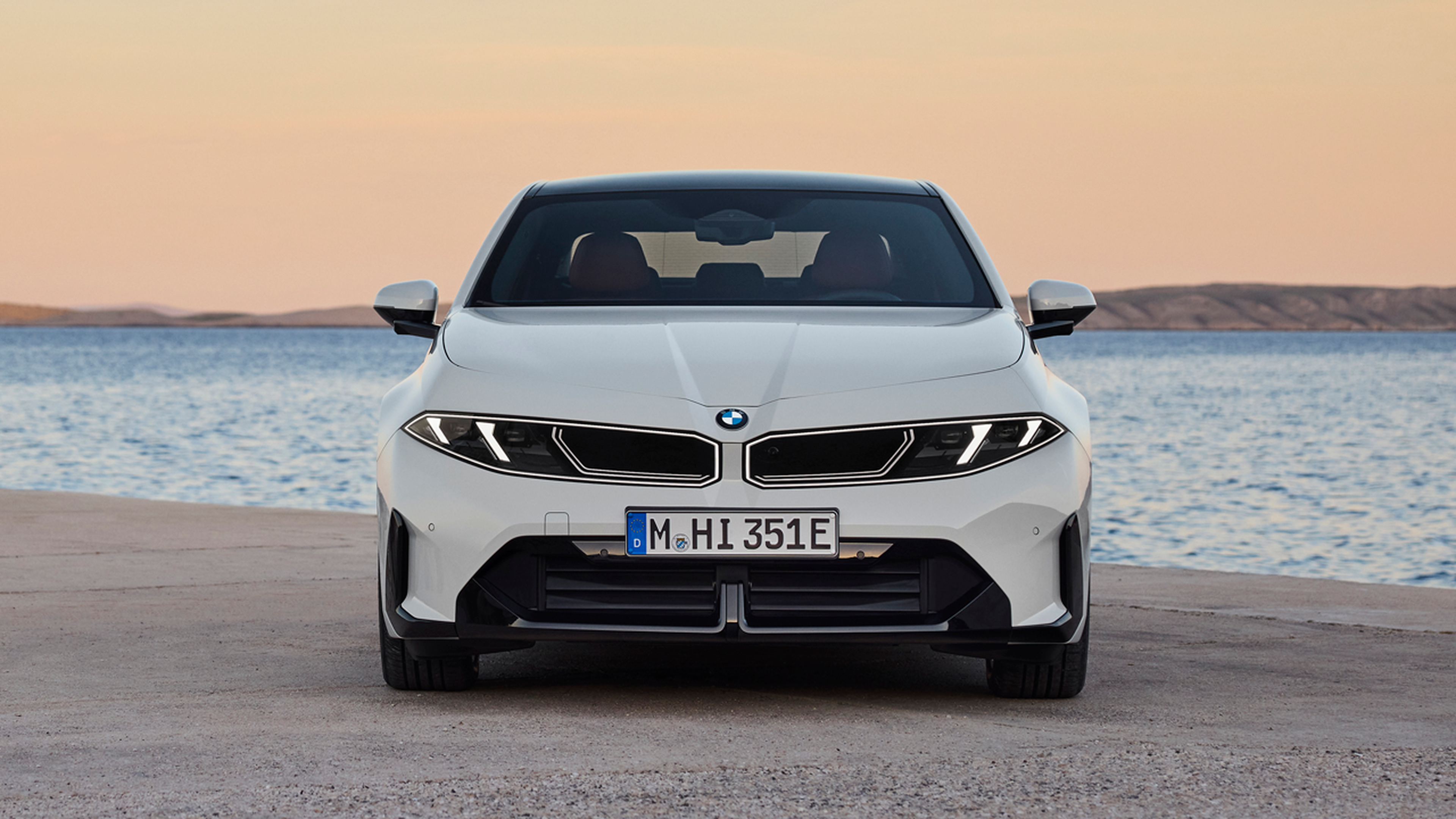 3-Series-Front-27