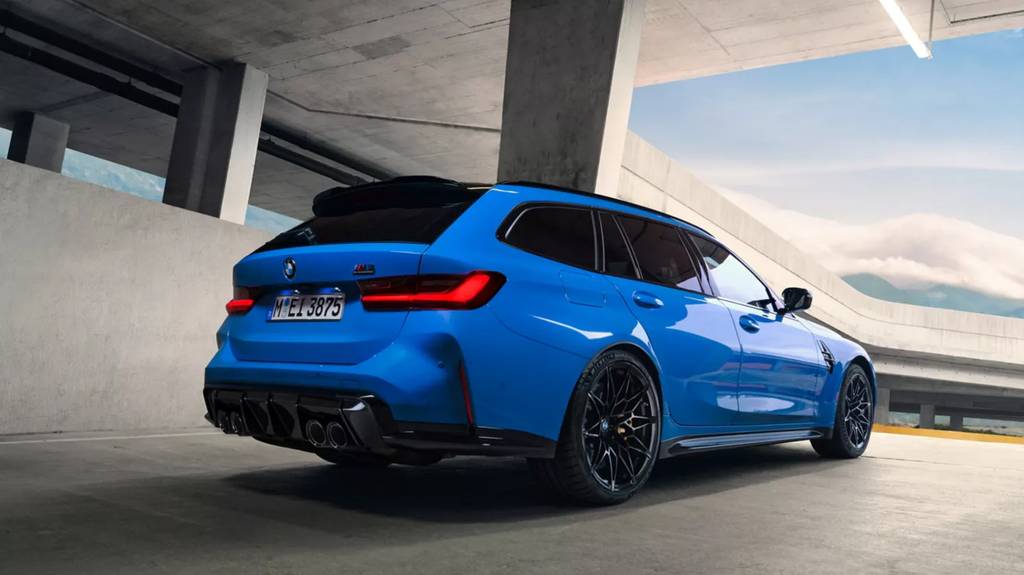 M3-6th-edition-touring in blue