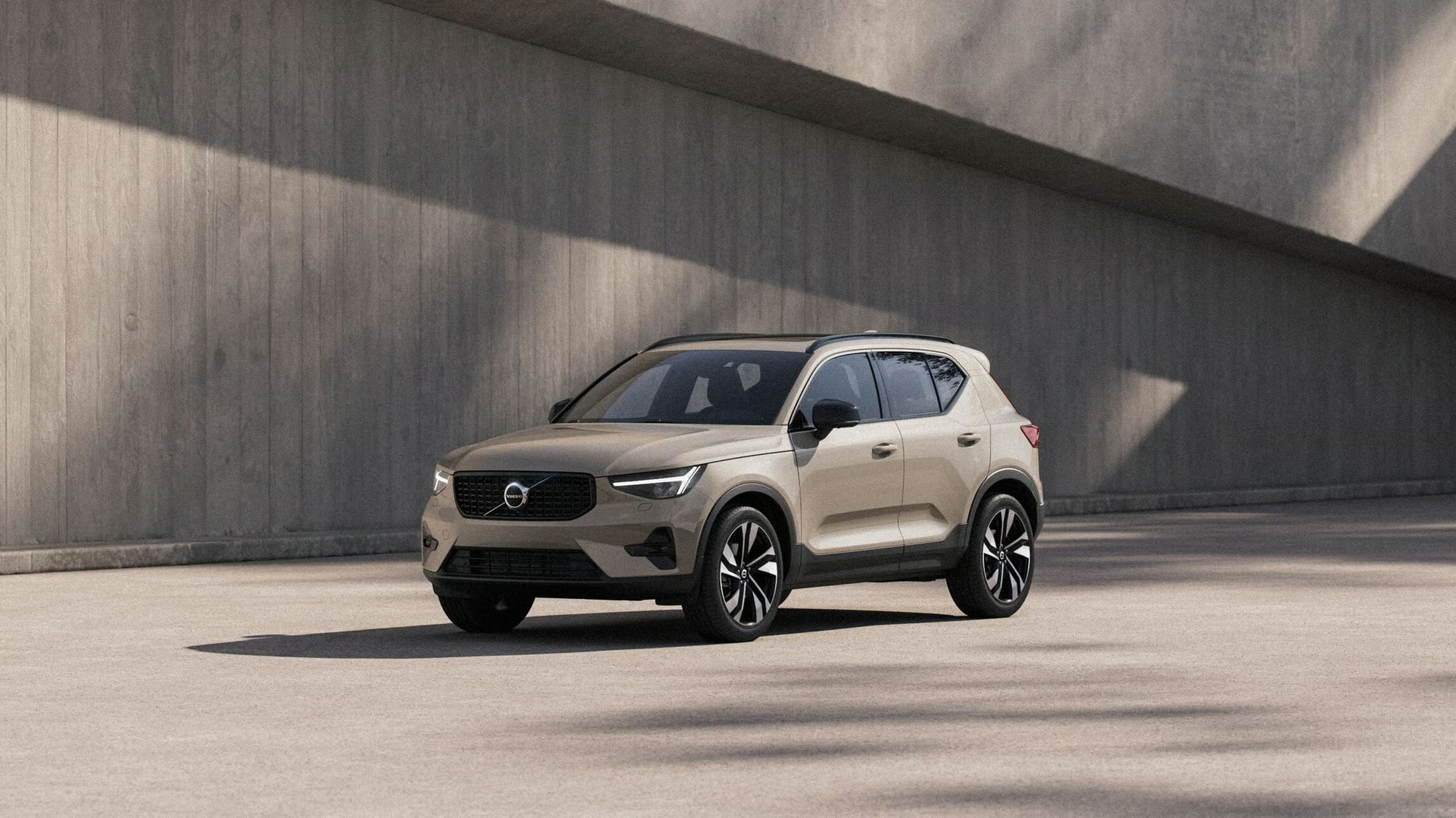 Volvo Q1 2026 New Car Sale Event XC40