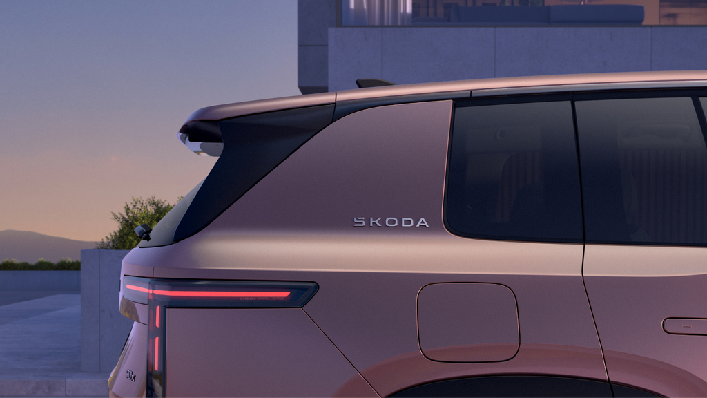 Peaq Rear