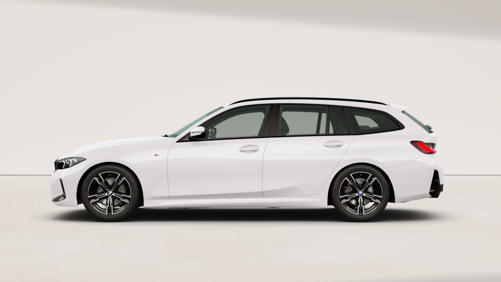 320i M Sport Touring Side