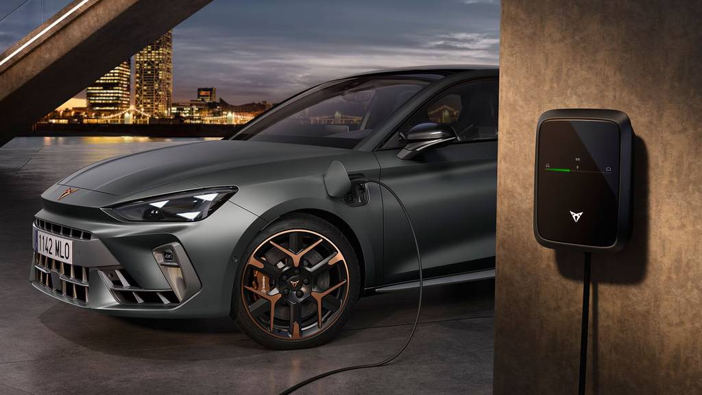 New-Cupra-Leon-Front