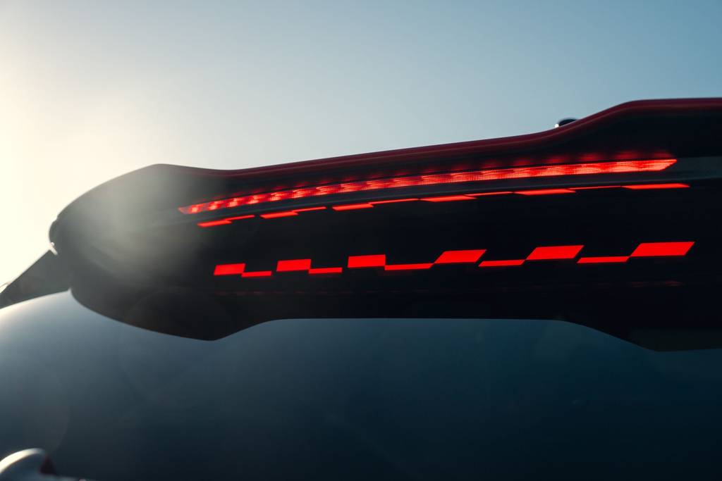 f1 check light