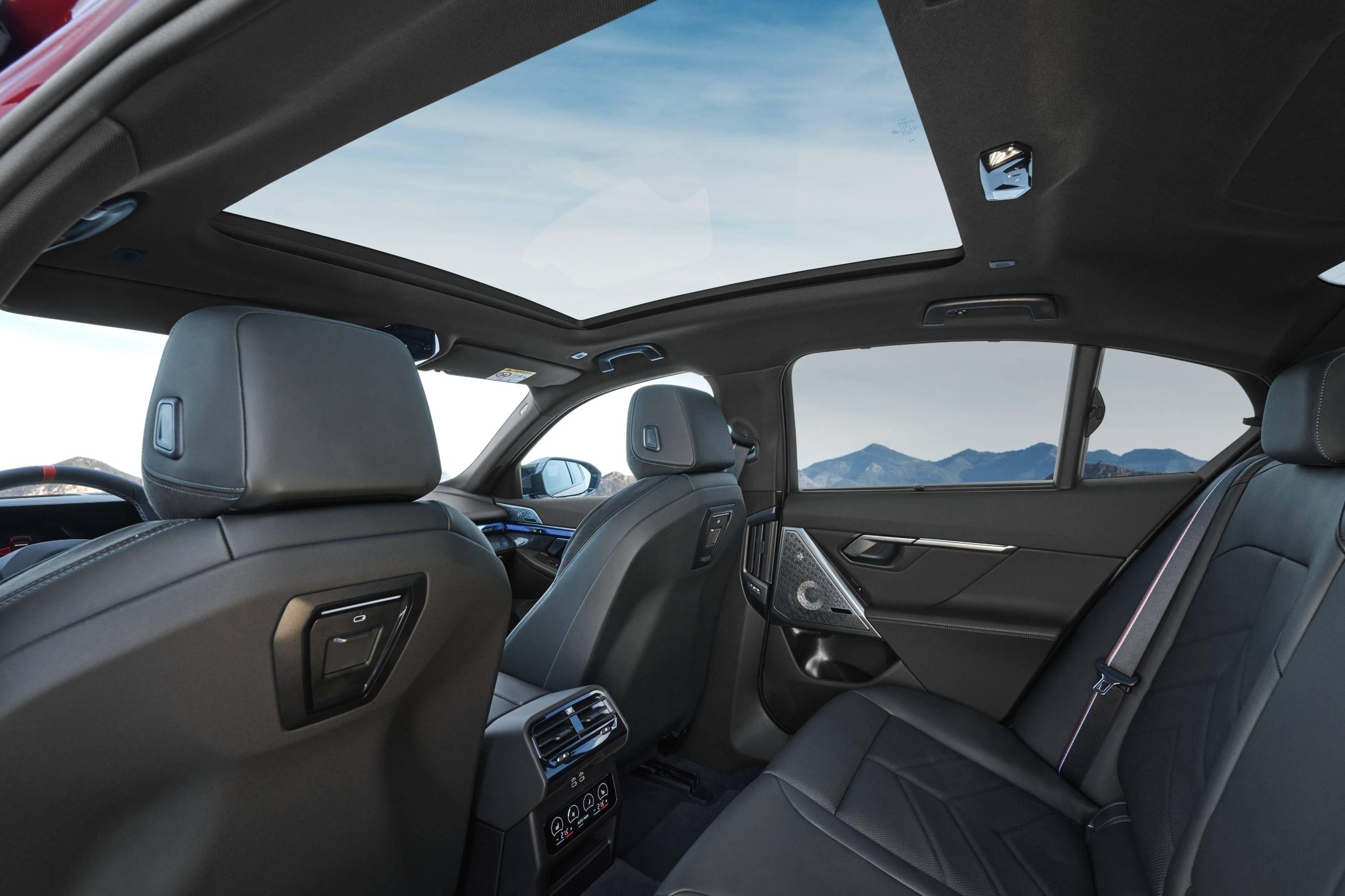 Interior of the i5 Saloon, showcasing the panoramic glass sunroof.