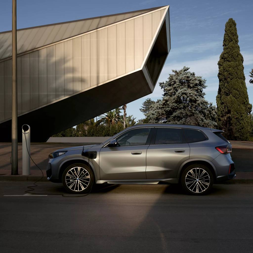 u11-ice_phev_highlight_charging