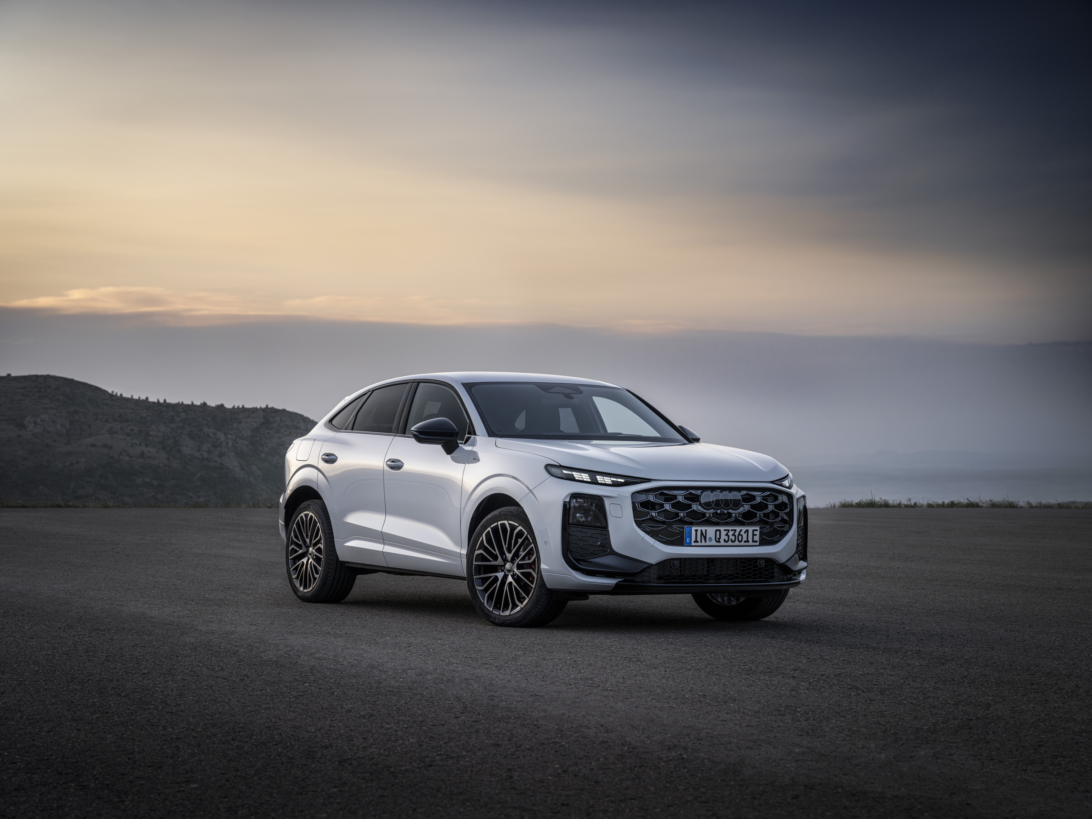 q3-sb-e-hybrid-1