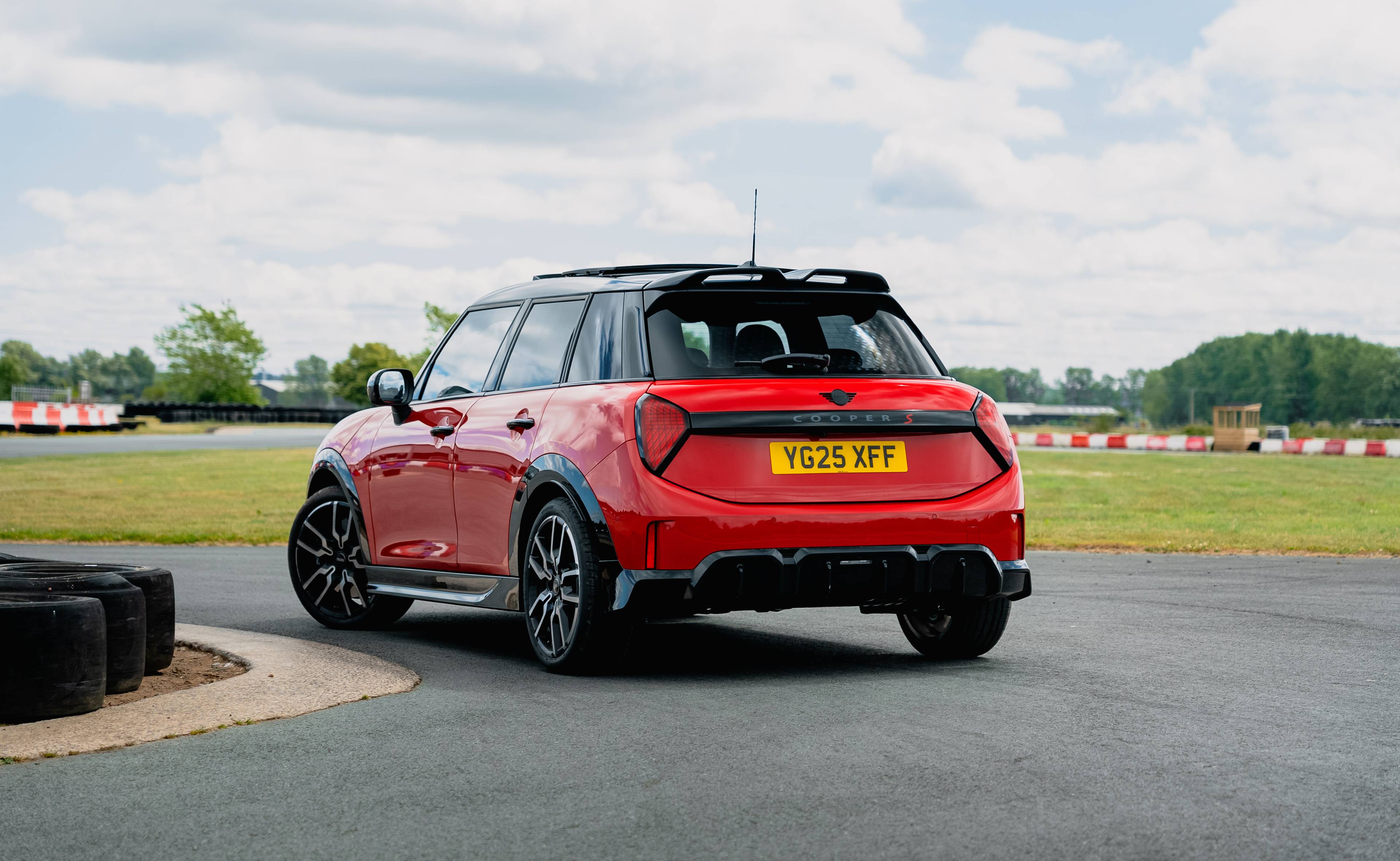 MINI Cooper 5-Door | Sytner MINI