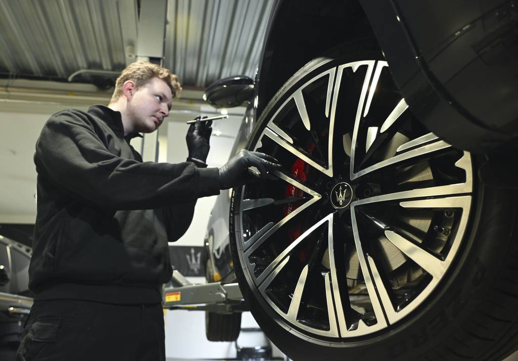 Maserati ascot bodyshop 2