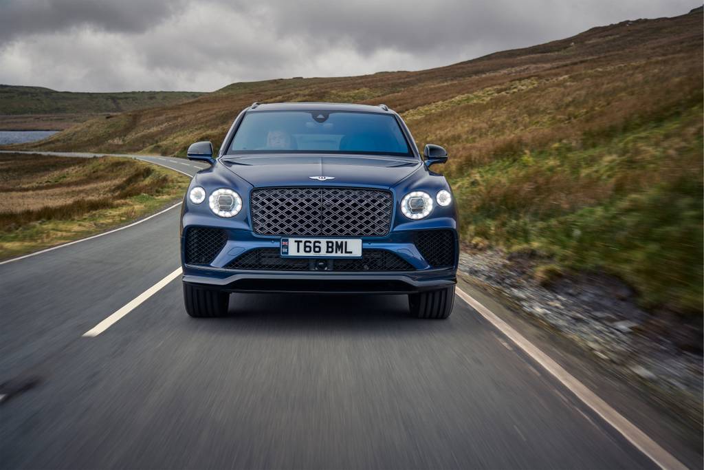 Bentayga EWB Mulliner - Light Sapphire - T66 BML - 10
