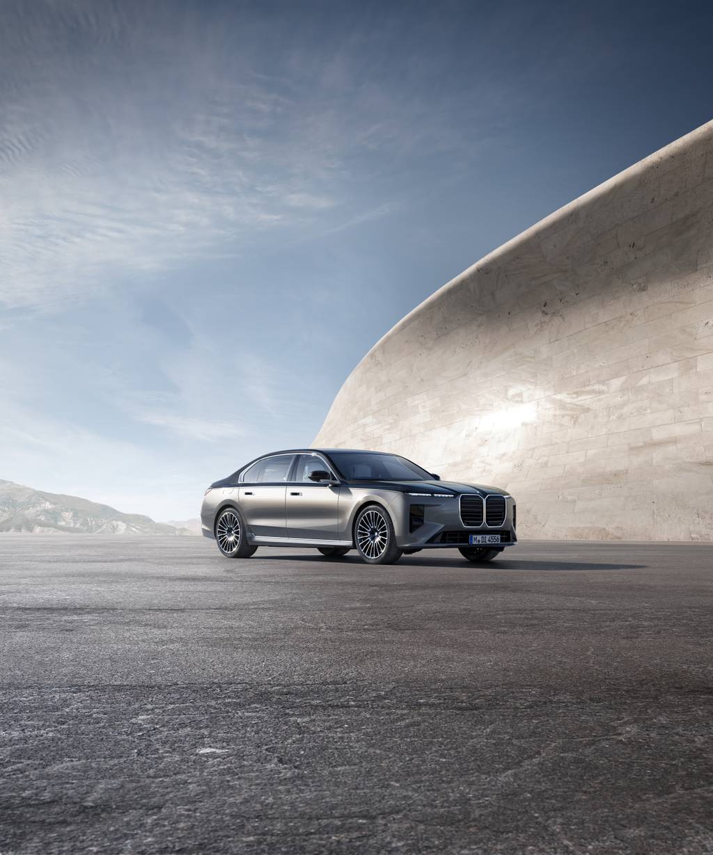 P90636820_highRes_the-new-bmw-7-series