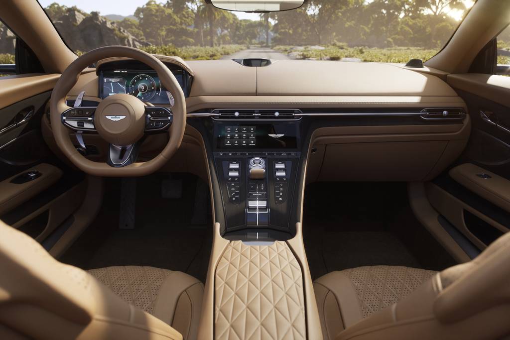 Aston Martin DB12 Volante_11