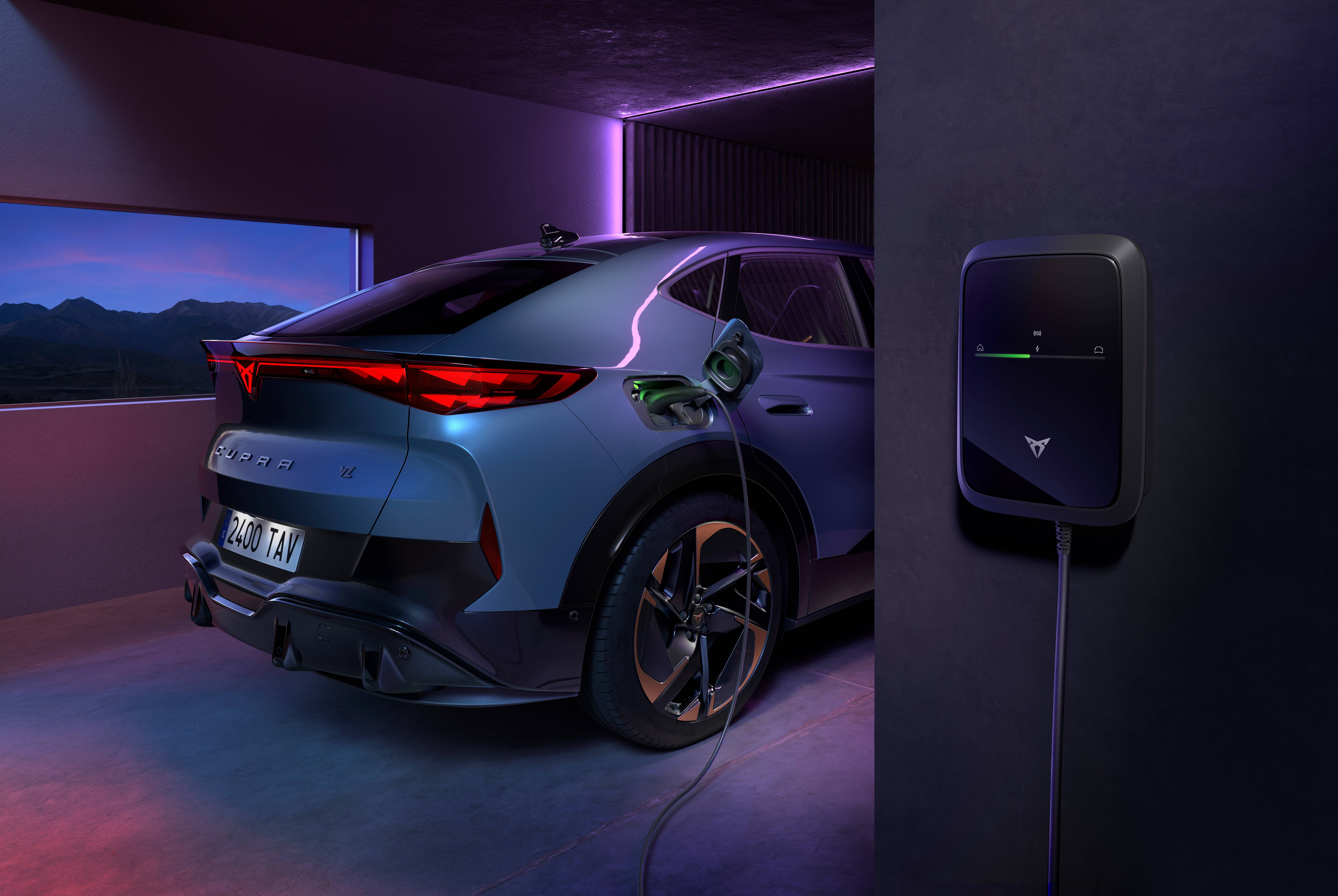 CUPRA Tavascan VZ with the CUPRA Charger 2025