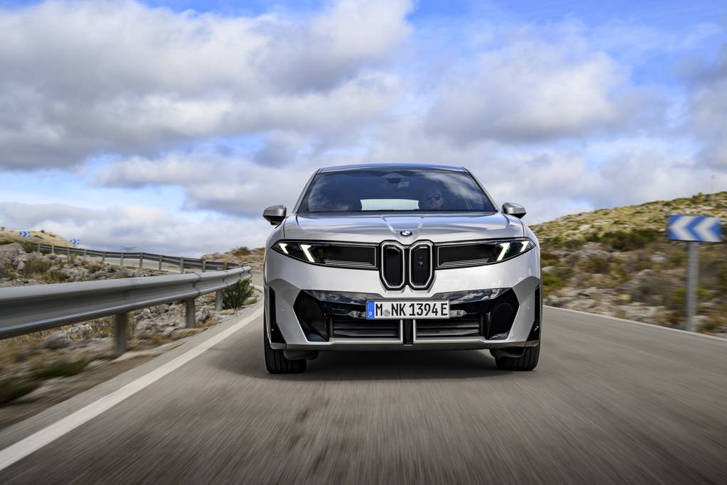 New BMW ix3-front-view