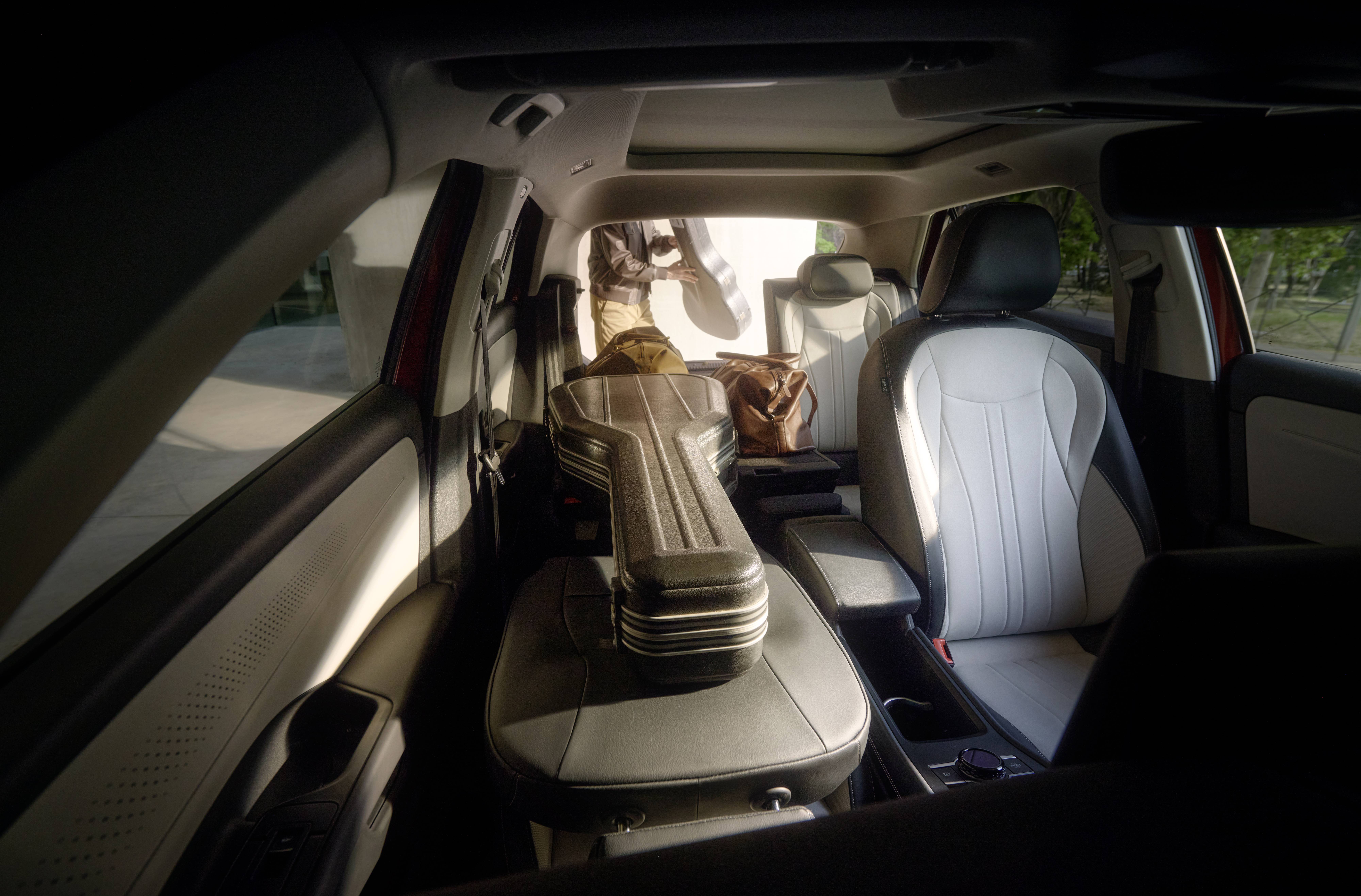 T-Roc interior boot view