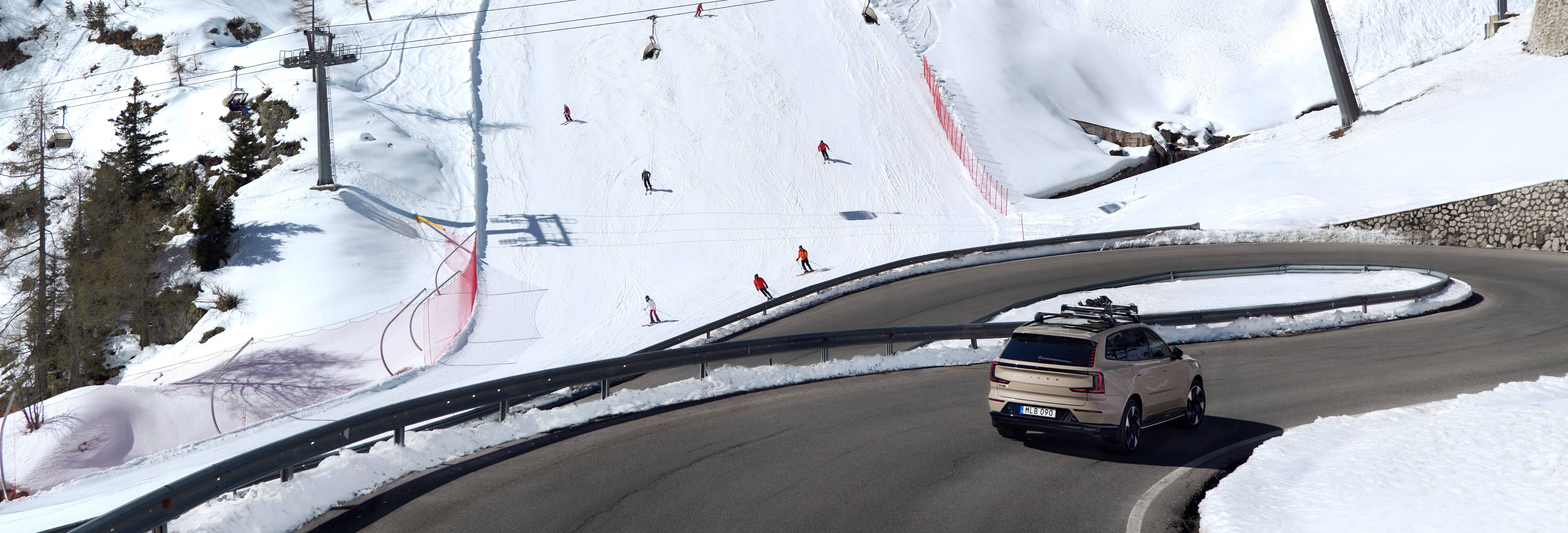 Volvo EX90 2025 Christmas Snow Ski Banner image ex90 ski