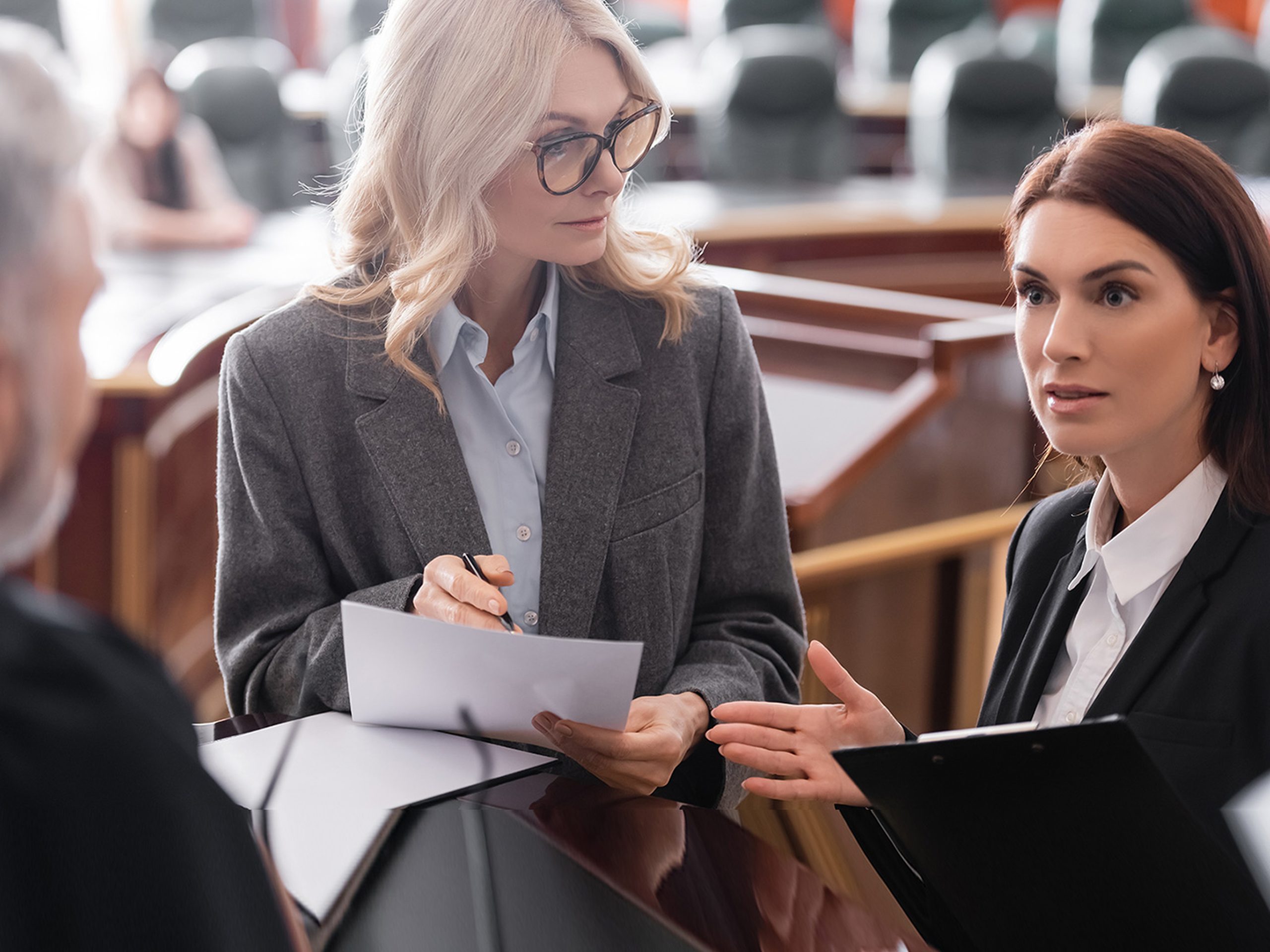 litigation_HERO_1400x1050