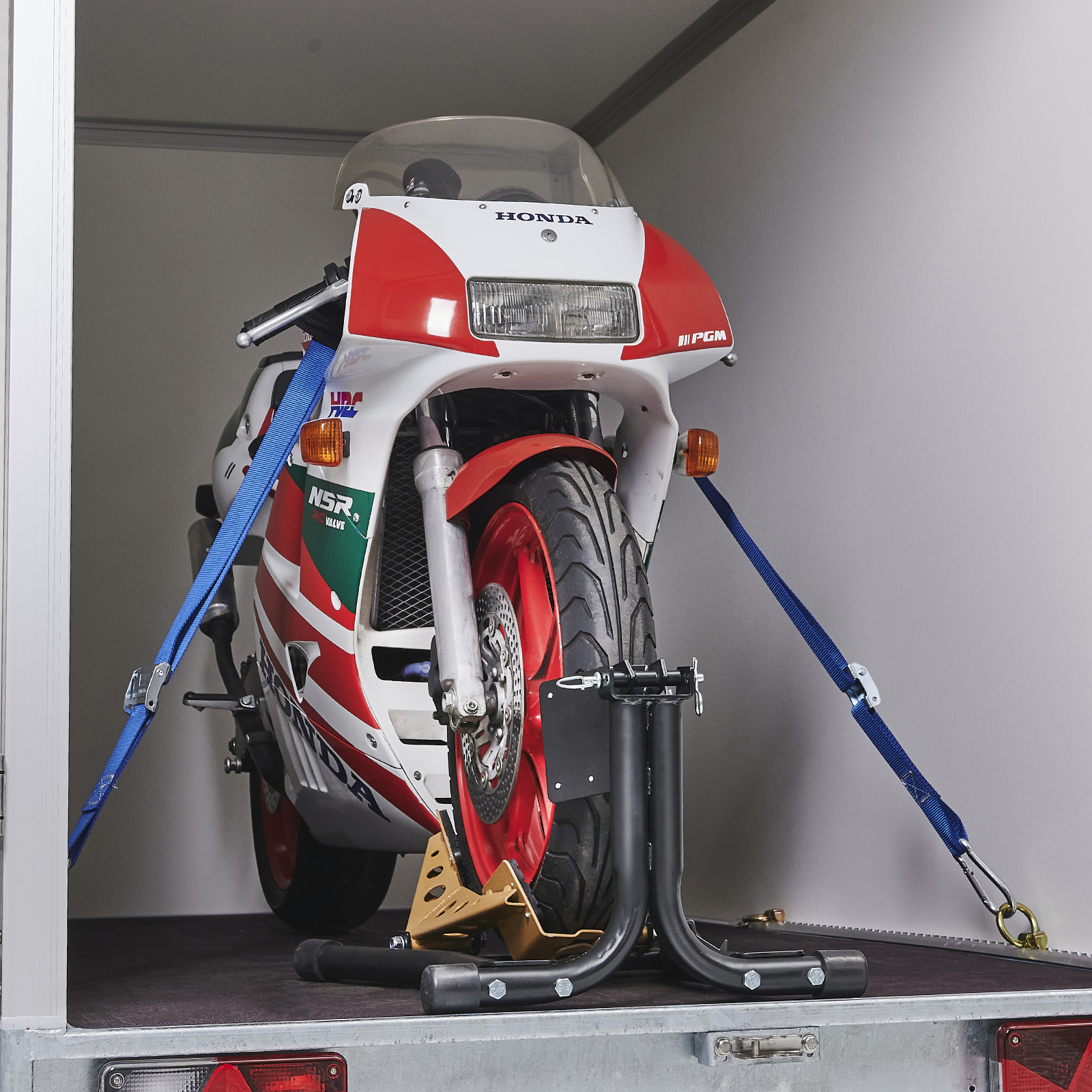 De beste manier om je motor te vervoeren Banner