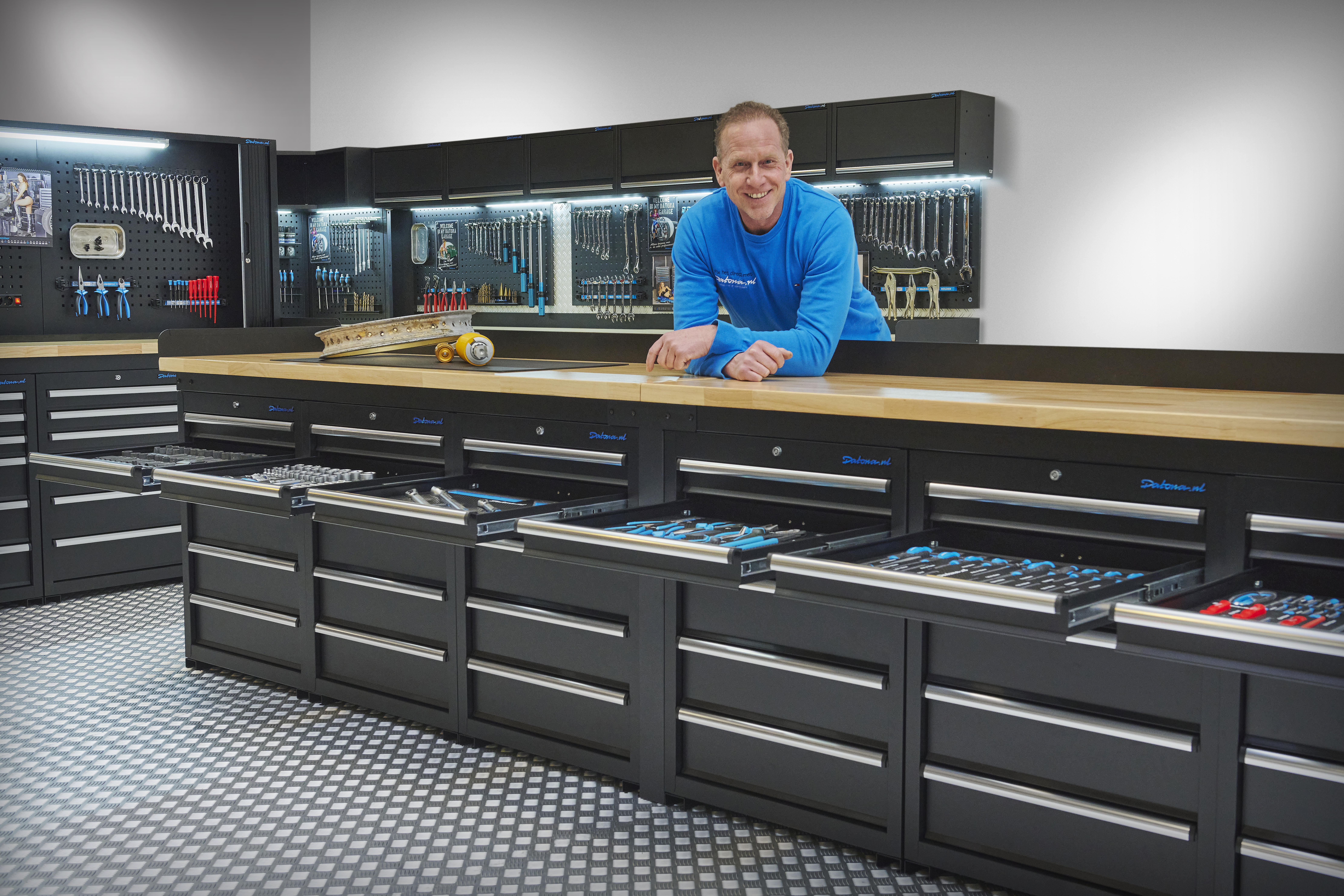 Établis professionnels pour ateliers et garages Banner