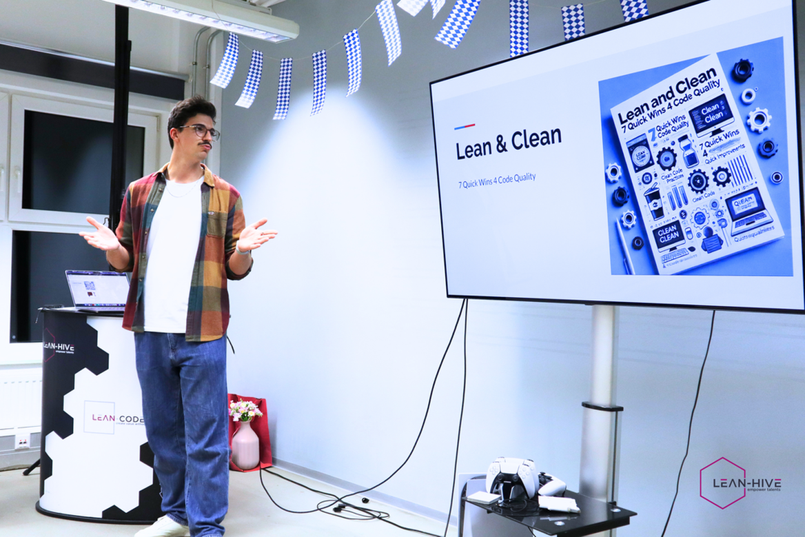 Simon at Lean Hive Tech-talks