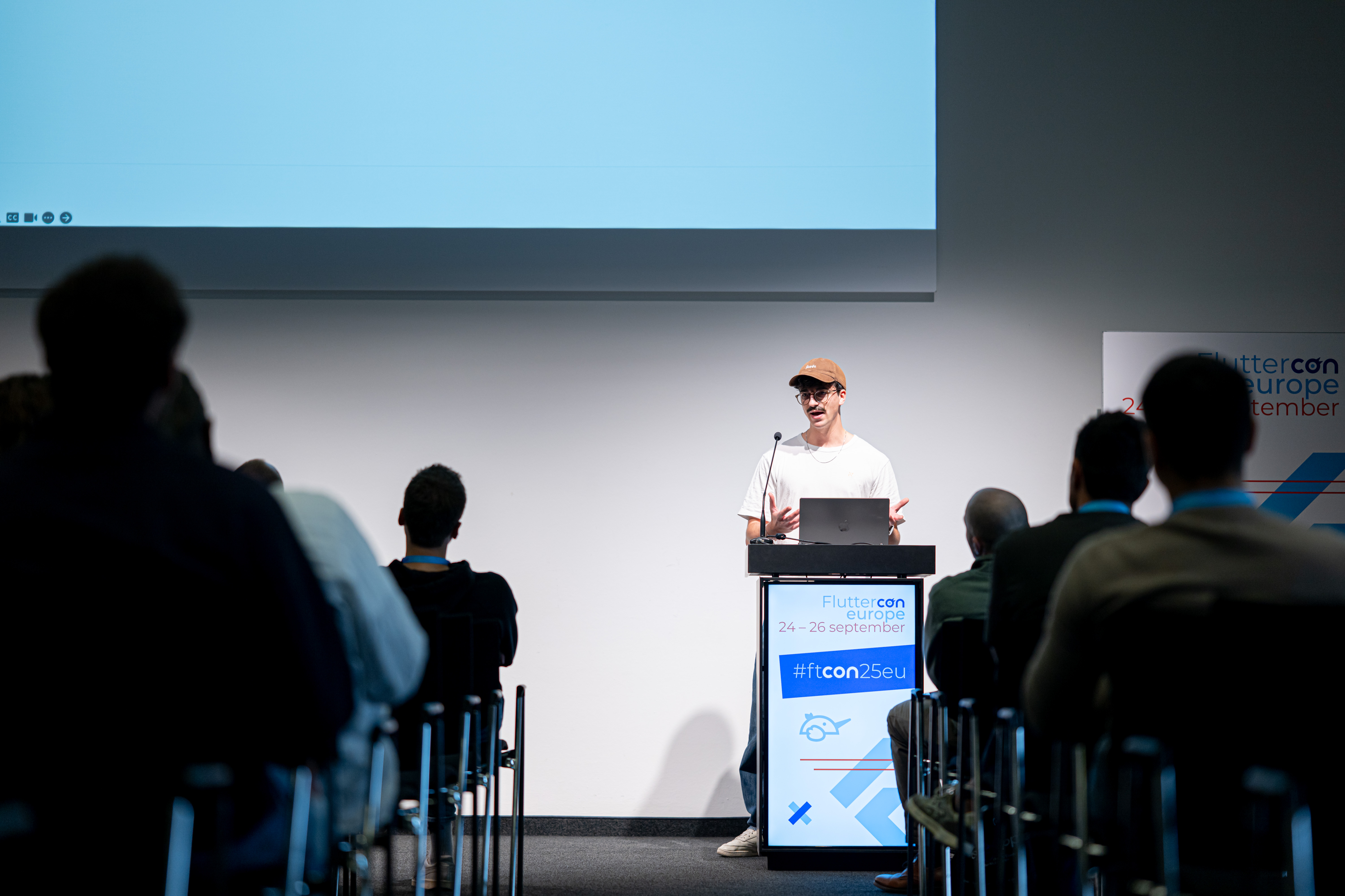 Simon Eckerstorfer as Speaker at Fluttercon Europe in Berlin