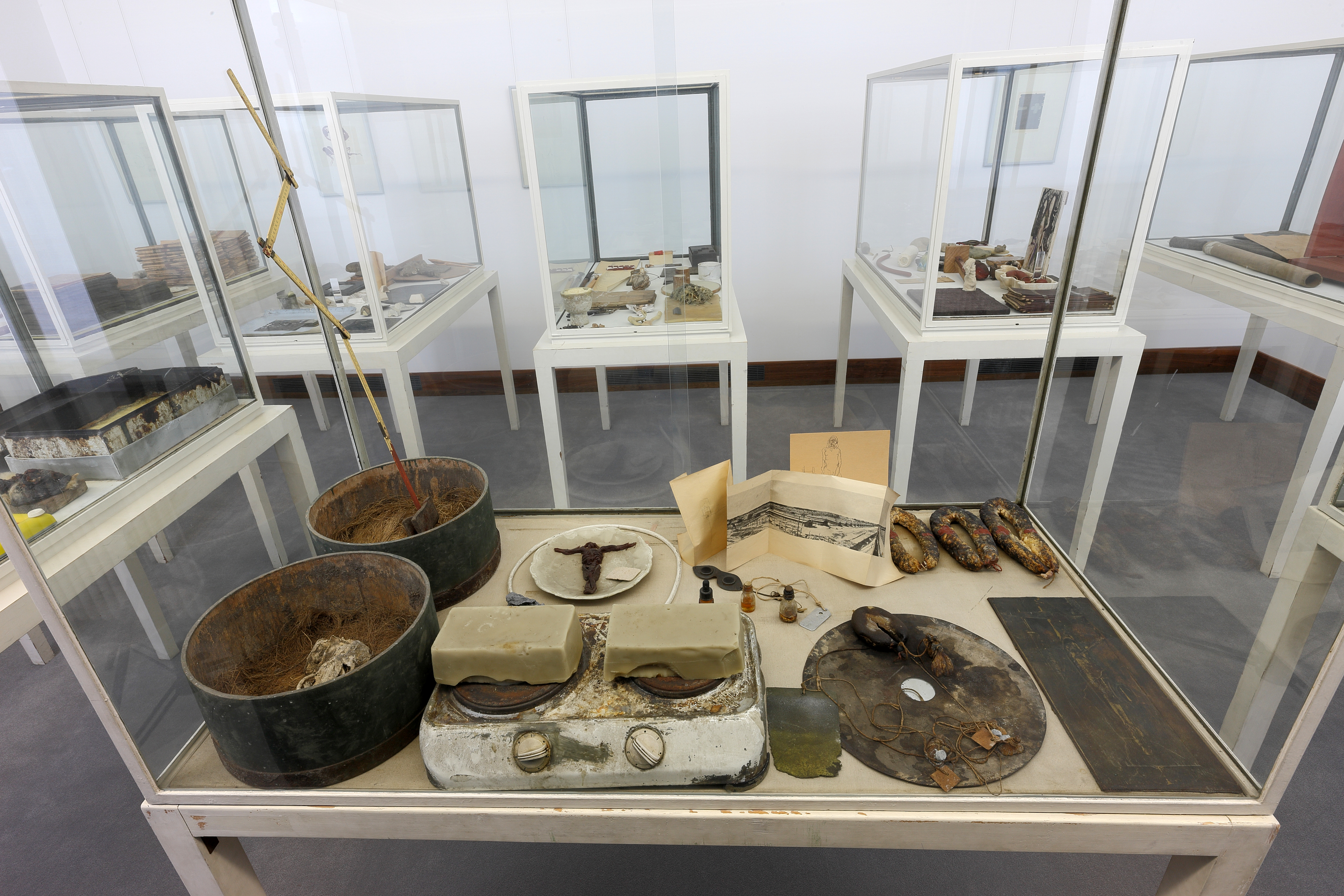 Öffentliche Tandemführung: Kunst, die sich verändert. Der »Block Beuys« aus konservatorischer Perspektive