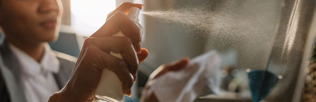 Cleaning a Computer Screen