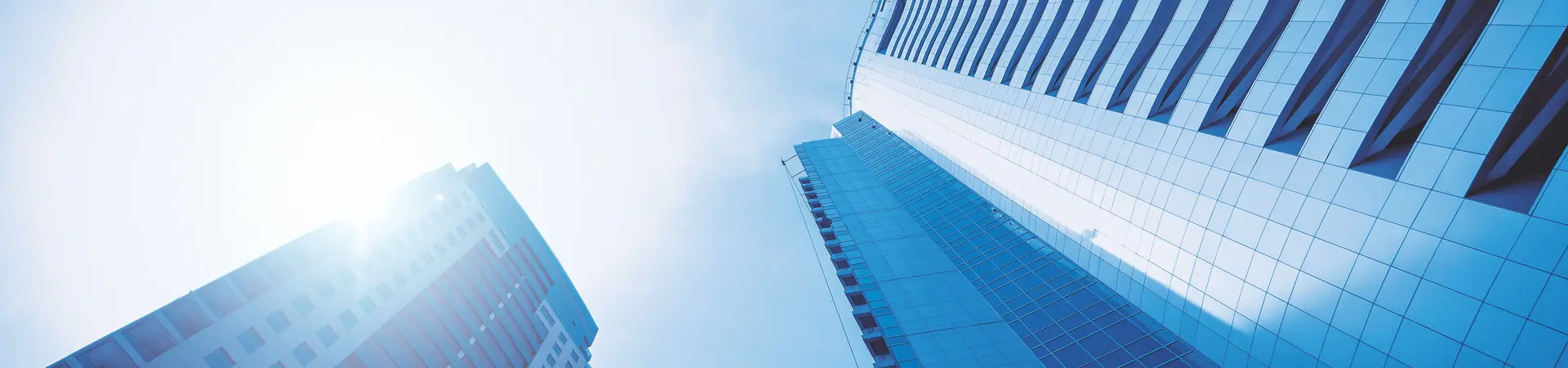 Twee grote kantoren