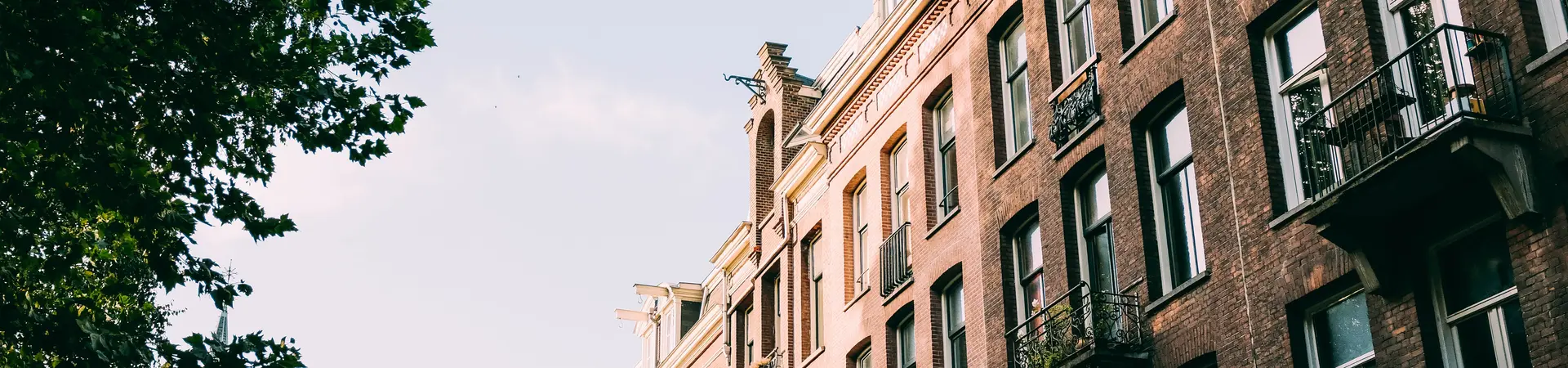 Straat met woonruimte