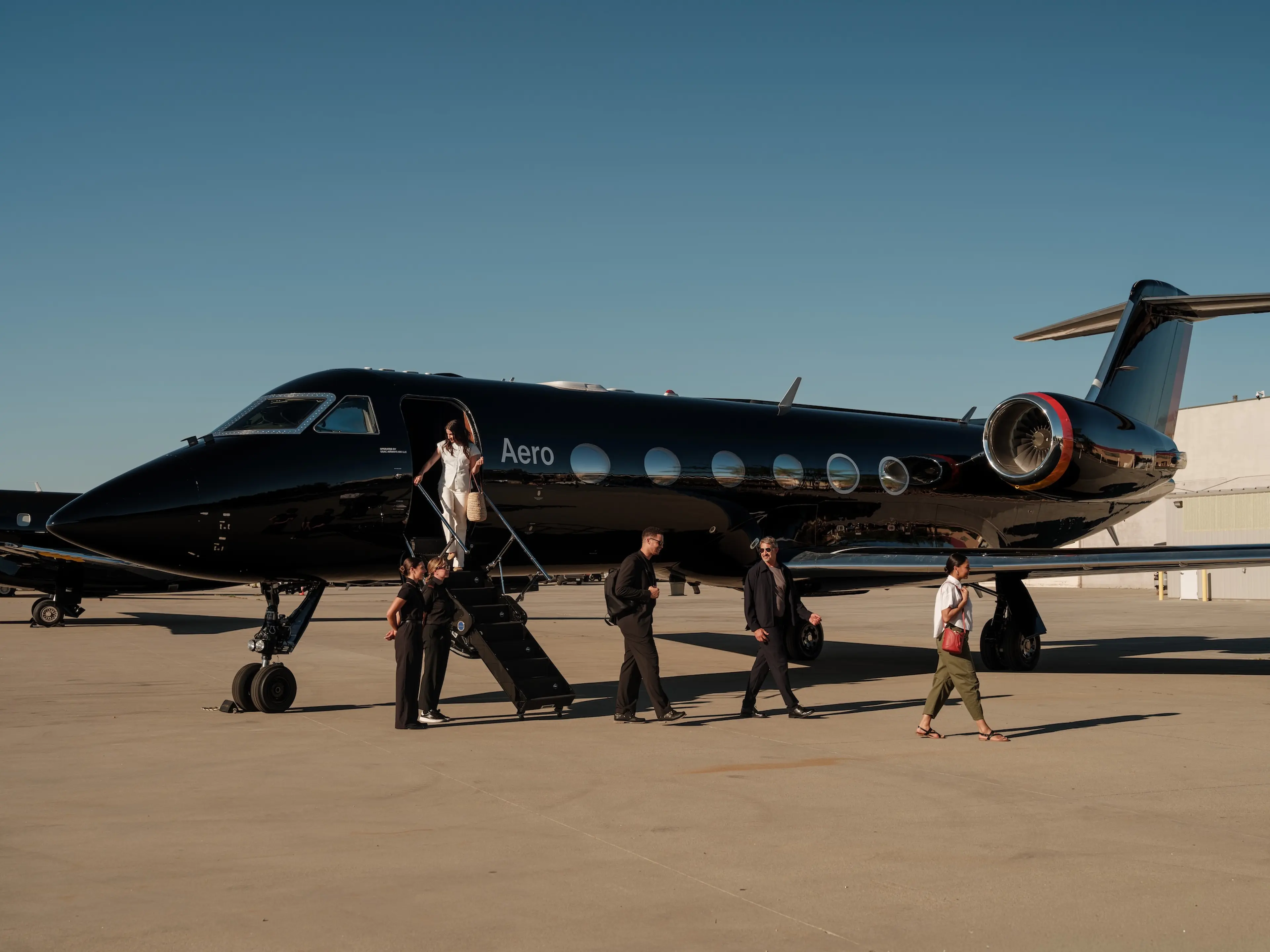Exclusive Perks for Travel Advisors Fly Aero