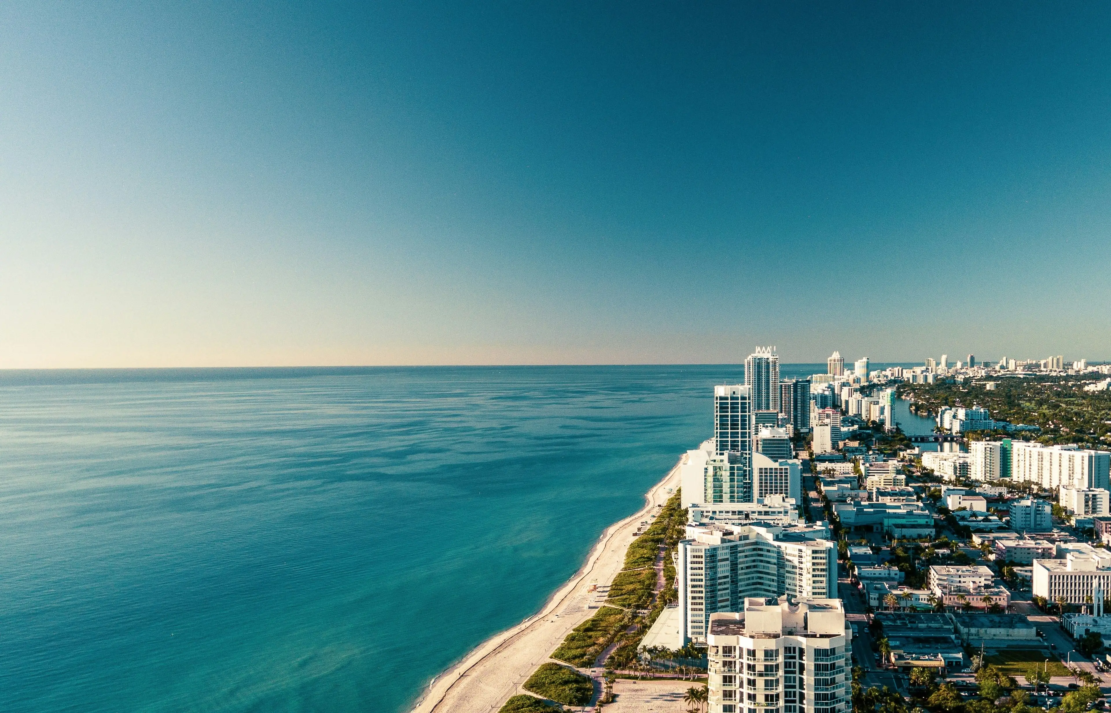 Jet to Miami on Aero - Nonstop By the Seat Private Flights