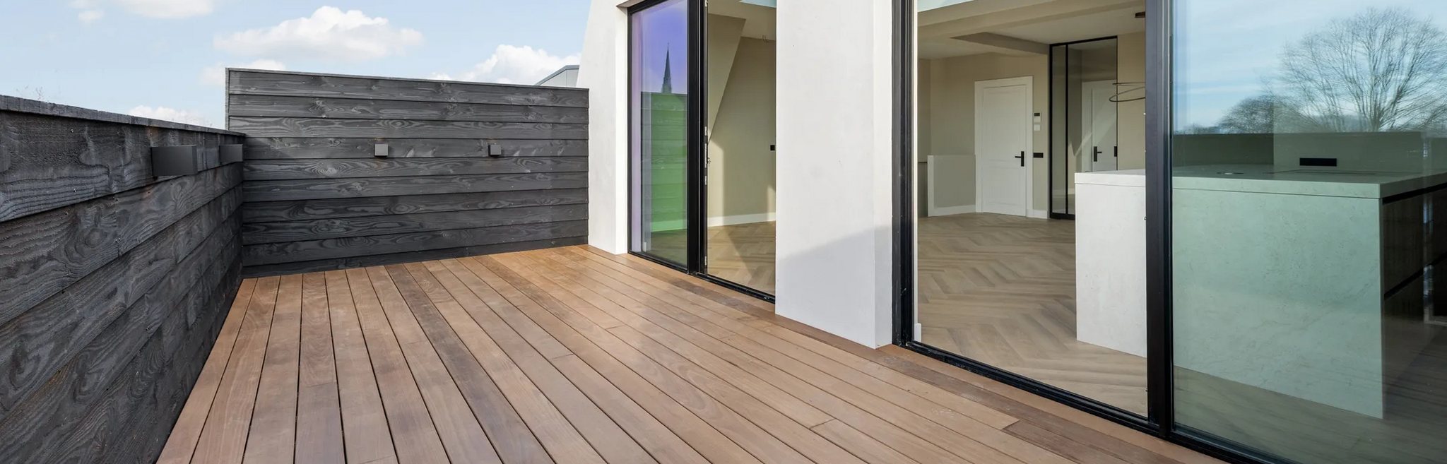 Thermo Tauari vlonder terras