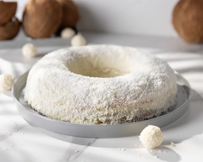 Kokoskuchen / Raffaello-Kranz / XL-Donut