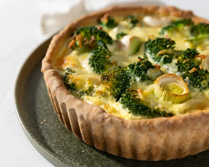 Brokkoli-Quiche / mit Lauch und getrockneten Tomaten