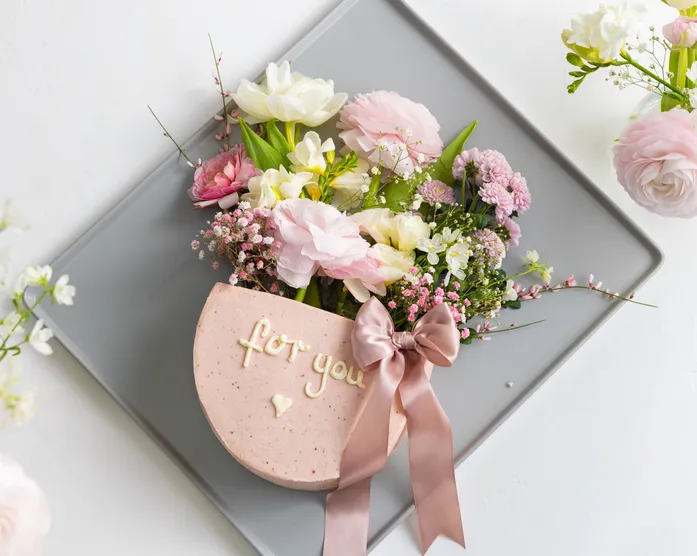 Blumenstrauß-Torte / Betty Barclay Blush