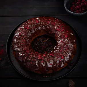 Schoko-Kranz mit Glühwein / Schokoladenkuchen / XL-Donut