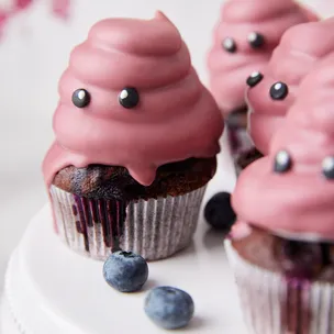Monster Cupcakes / mit Blaubeeren und Erdbeer Marshmallow Fluff