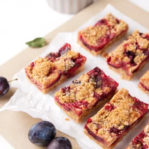 Zwetschgen Crumble Bars / mit Zitronenstreuseln