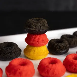 Schwarz-Rot-Gold Mini-Gugelhupfe