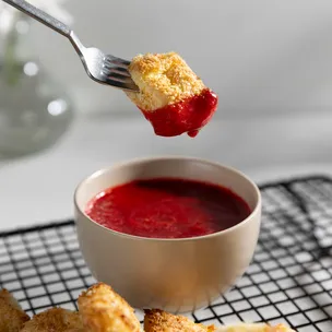 Pudding Bites / mit Erdbeerdip