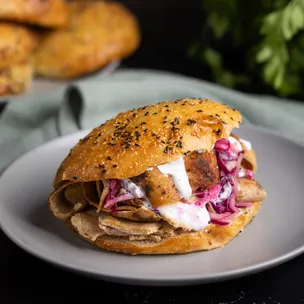 Hähnchen-Döner im Fladenbrot / Geflügeldöner aus dem Air Fryer