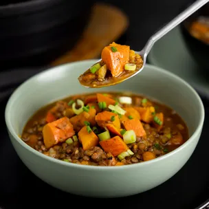 Herbst Eintopf mit Kürbis und Linsen