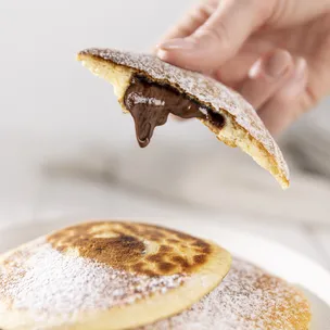 Bananen Pancakes mit Schokofüllung
