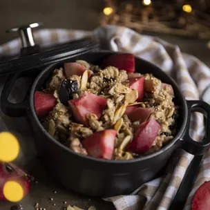 Bratapfel Porridge / weihnachtlicher Haferbrei zum Frühstück