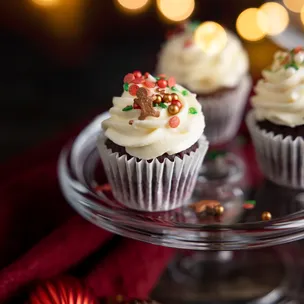 X-Mas Mini Red Velvet Cupcakes