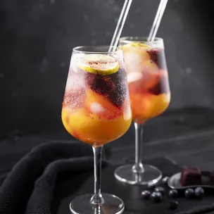 Sommer Getränk Heidelbeere Mango