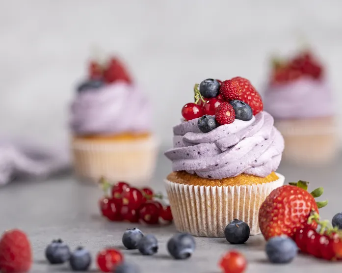 Wildberry Lillet Cupcakes / alkoholfrei