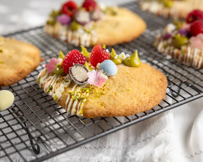 Osterei-Cookies / XXL Cookies mit Oster Toppings