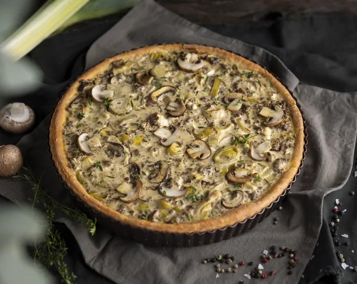Hackfleisch Lauch Champignons Quiche / herzhafte Tarte